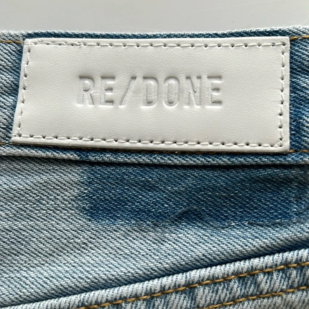 Re/Done Ripped 90s High Rise Loose Light Blue Button Fly Jeans 31 NWT (33”x26”) - Picture 8 of 9